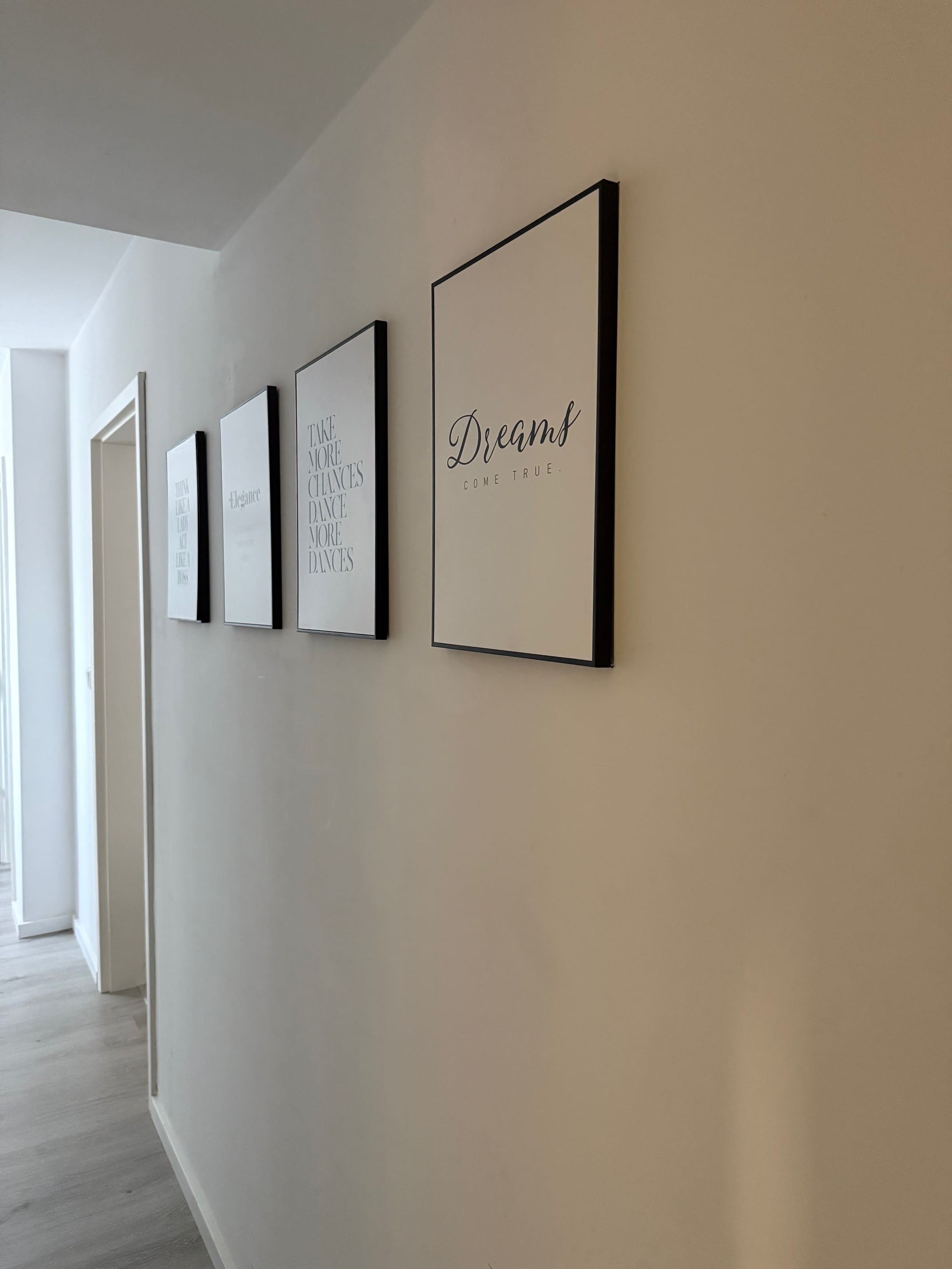 Apartment 002
