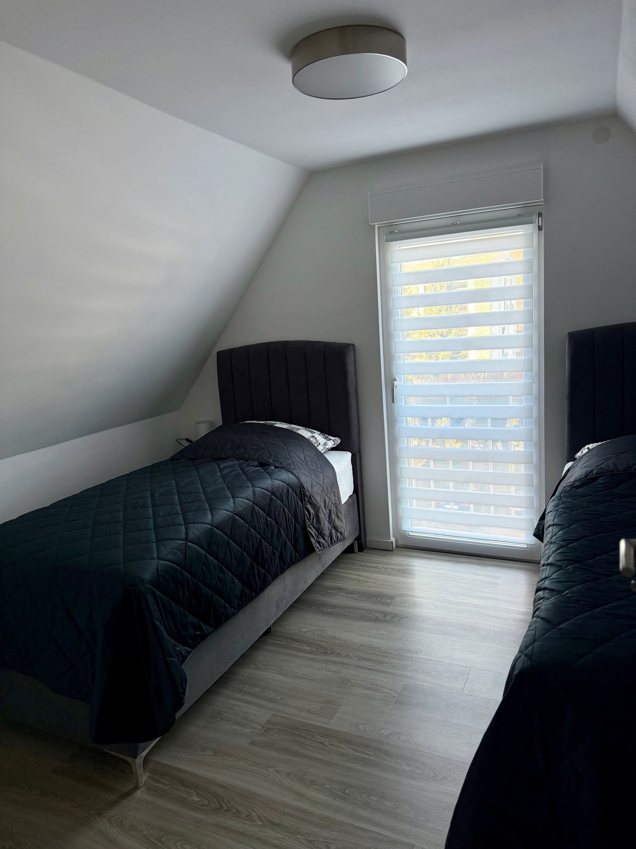 Apartment 004